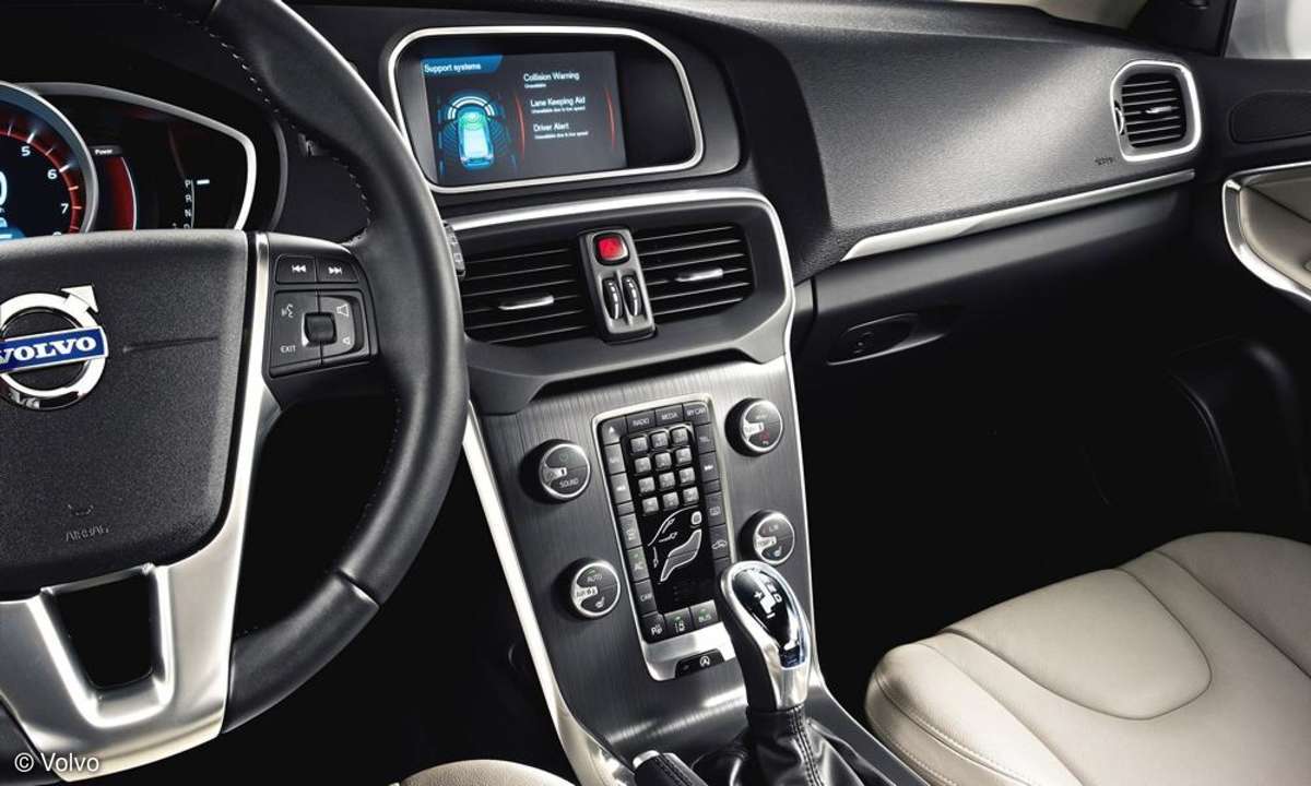 Volvo V40, Sensus Connected Touch