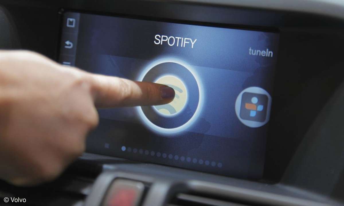 Volvo V40, Sensus Connected Touch