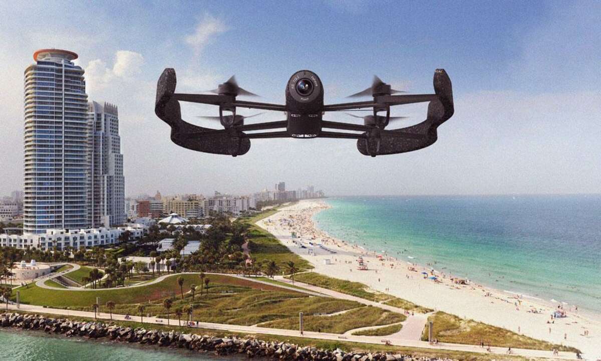 Parrot Bebop: Fliegengewicht im Anflug!