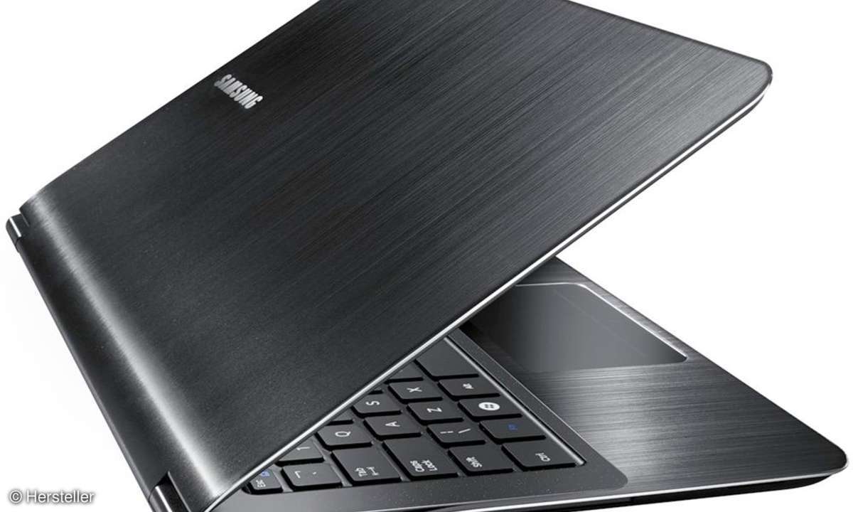 Auch wenn die physikalischen Daten das 900X als Leichtgewicht kennzeichnen, bietet das User Interface mit Display, Tastatur und Trackpad einigen Komfort.