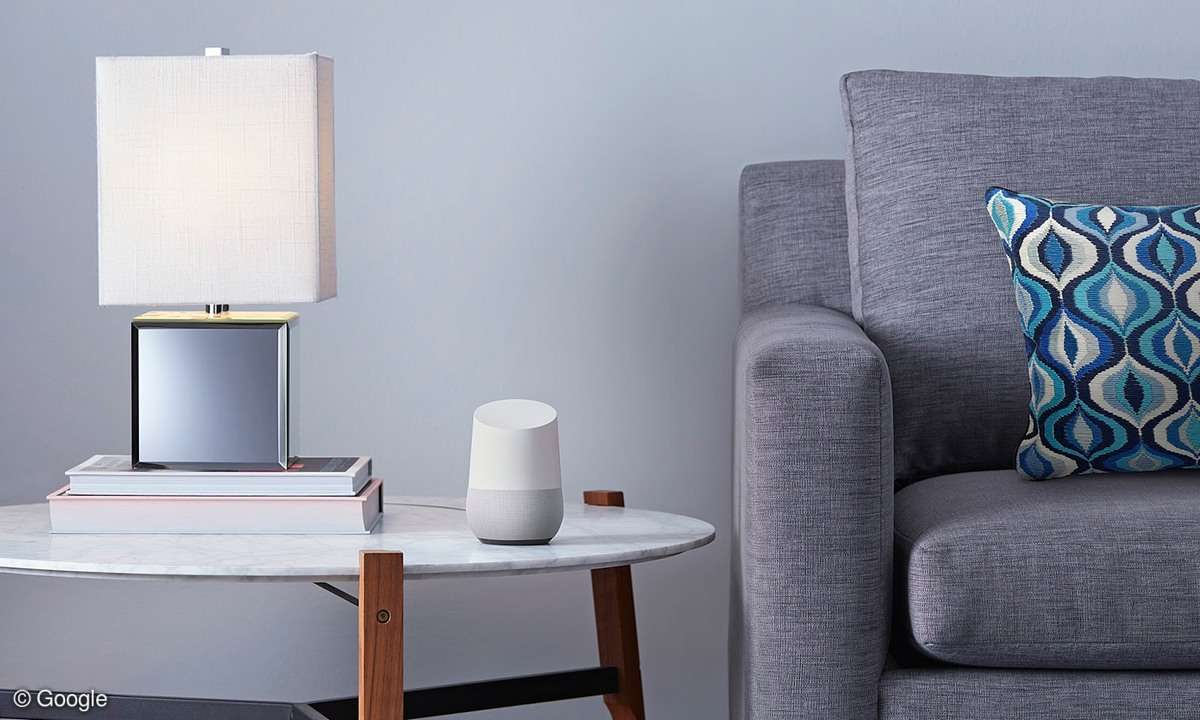 Google Home im Wohnzimmer
