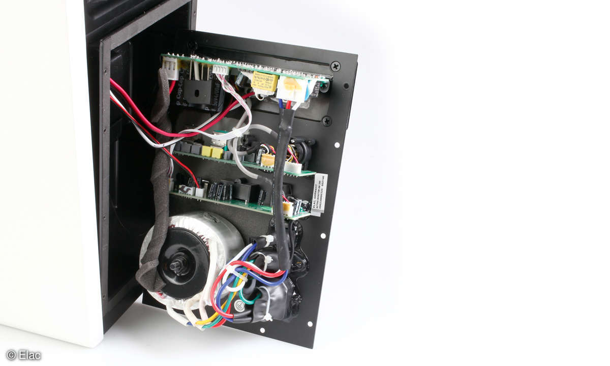 Aktivbox Elac AM 200 Innenleben