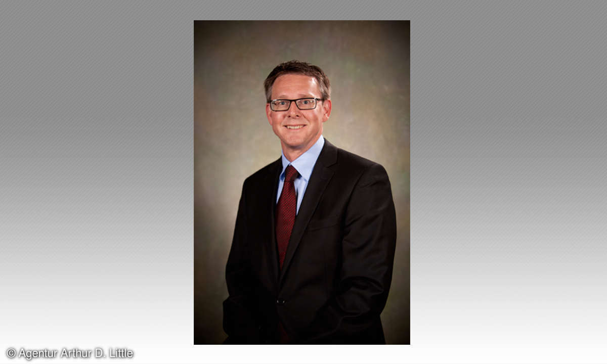 Dr. Michael Opitz