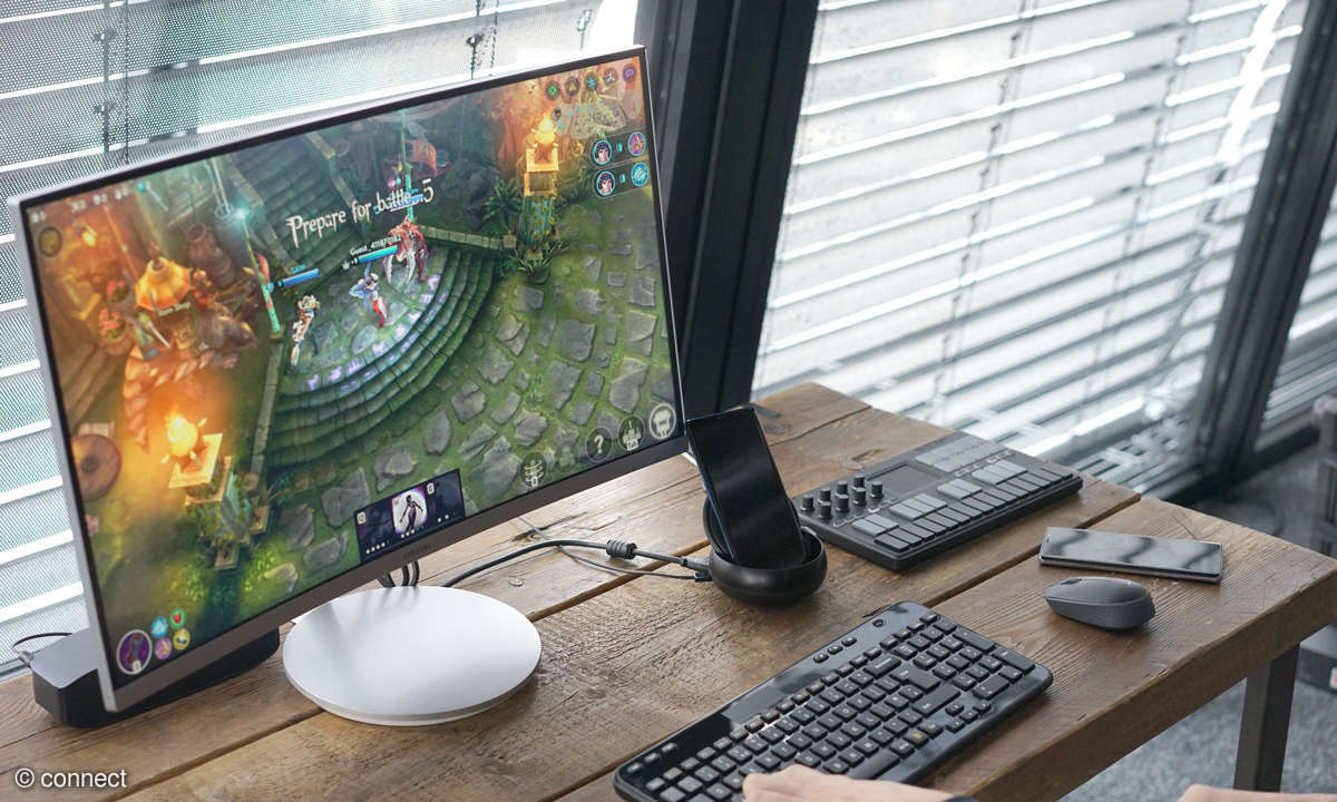 Samsung Galaxy Note 8 mit DeX und Bildschirm