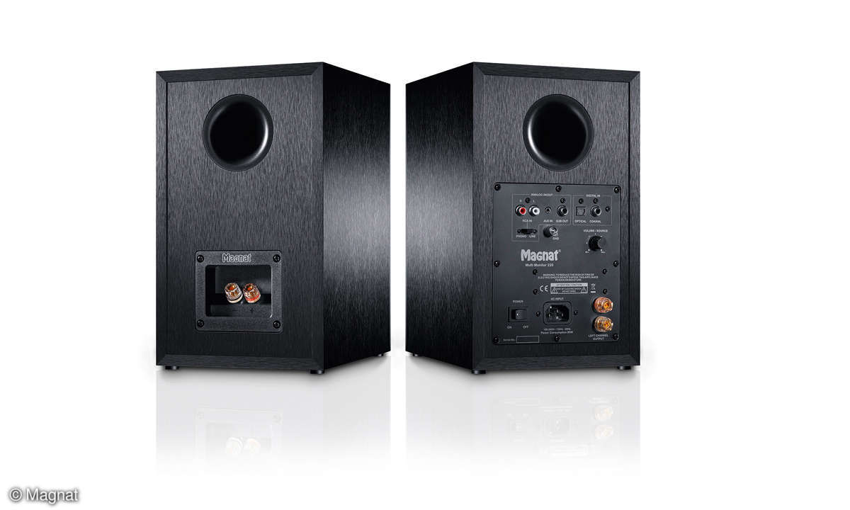 Magnat Multi Monitor 220 Vorder- und Rückseite
