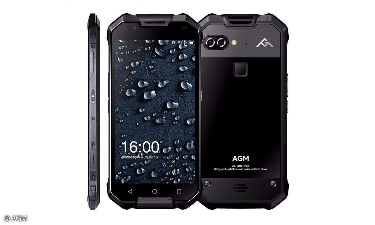 Outdoor Ruggedized Smartphone Handy