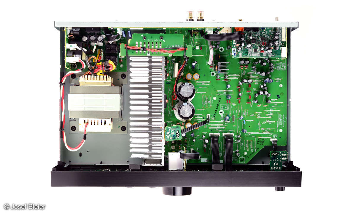 Onkyo A-9130 im Test - Innenansicht