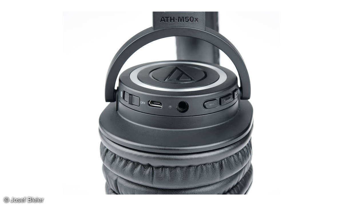 Audio-Technica ATH-M50xBT im Test - Bedien-Tasten