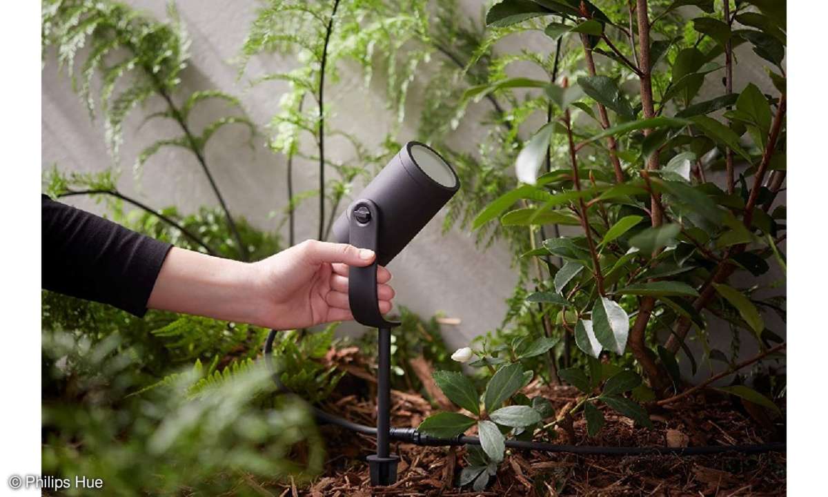 Philips Hue Gartenstrahler Lily