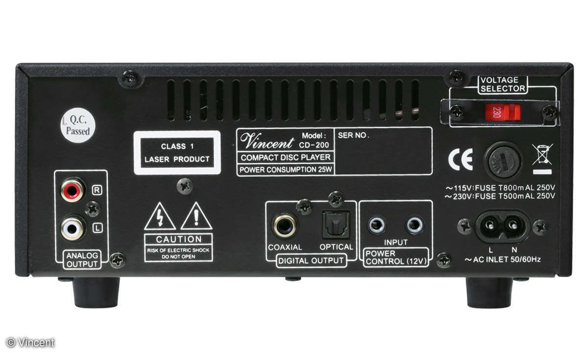 Vincent CD-200 im Test - Anschlüsse