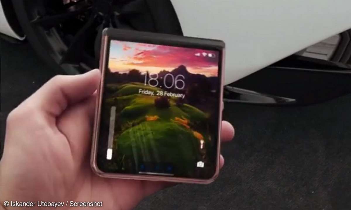 iphone 12 flip
