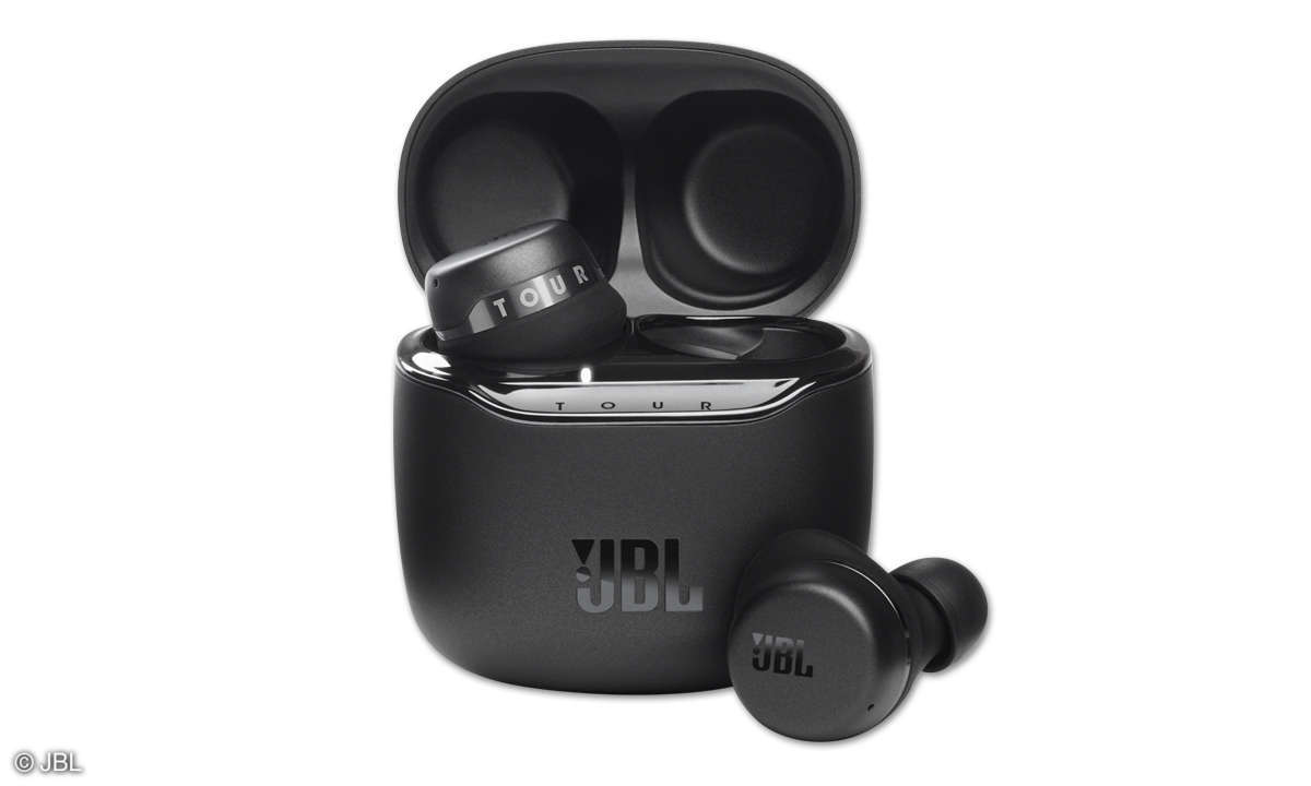 JBL Tour Pro+ TWS im Test: Party im Ohr