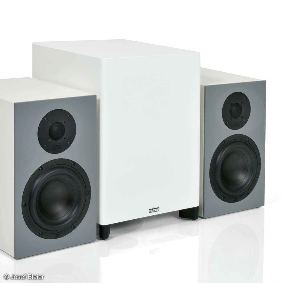 Nubert nuBoxx B40 und nuSub XW-700