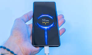 Welches Smartphone hat die beste Akkulaufzeit?
