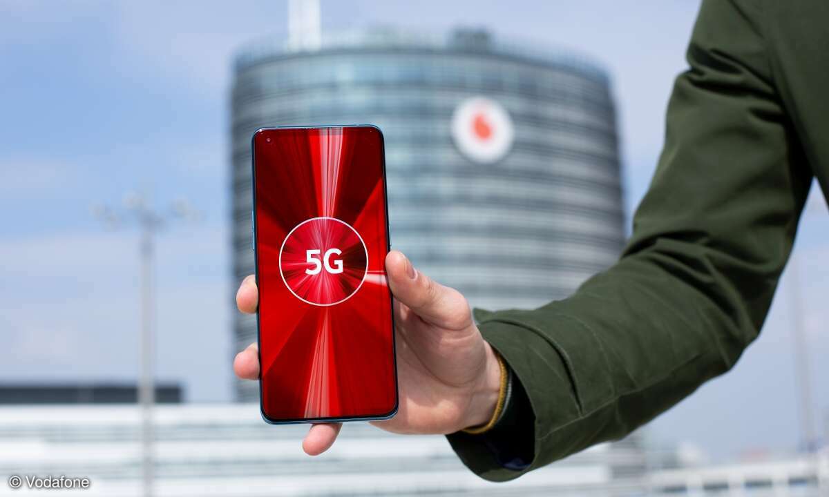 Dank VoNR lassen sich im 5G-Netz von Vodafone Sprachanrufe in besserer Qualität führen.