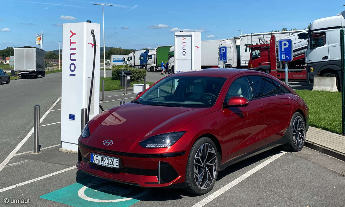 Ladenetztest 2023: Unsere Testfahrzeuge - Hyundai Ioniq 6