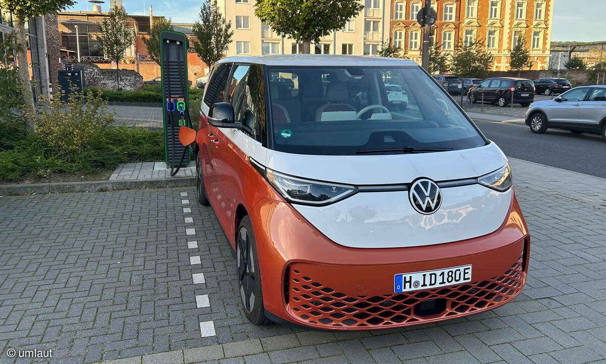 Ladenetztest 2023: Unsere Testfahrzeuge - VW ID.Buzz