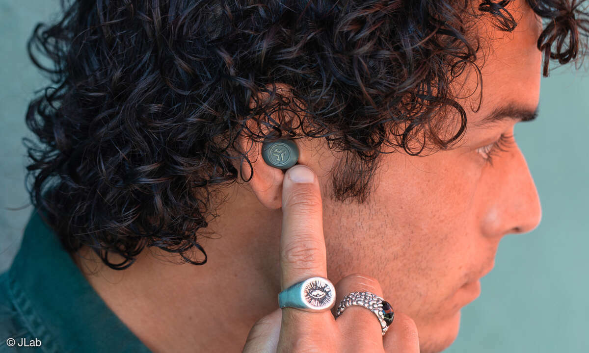jlab jbuds mini size in-ear