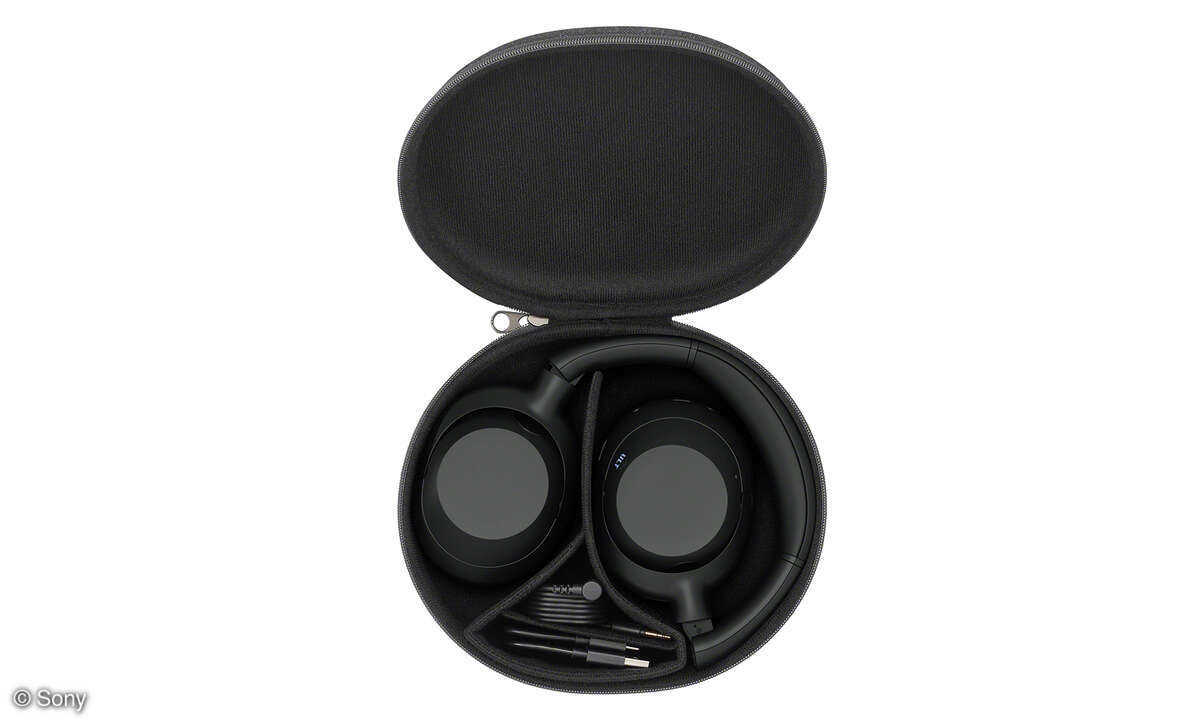 Sony-ULT-Wear-Case
