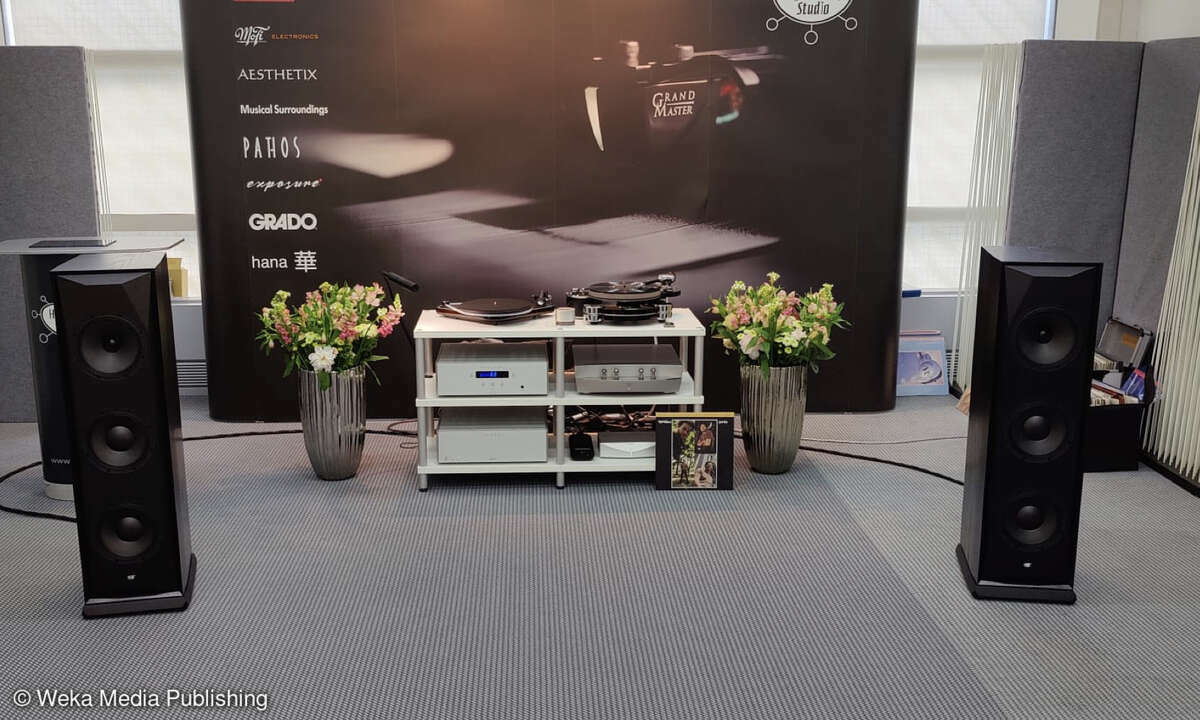 Hier sieht man die neue Mofi 888 Standbox an einem Origin Live Plattenspieler mit Aestetix Electronic. Preis für die Box: 6500 Euro.