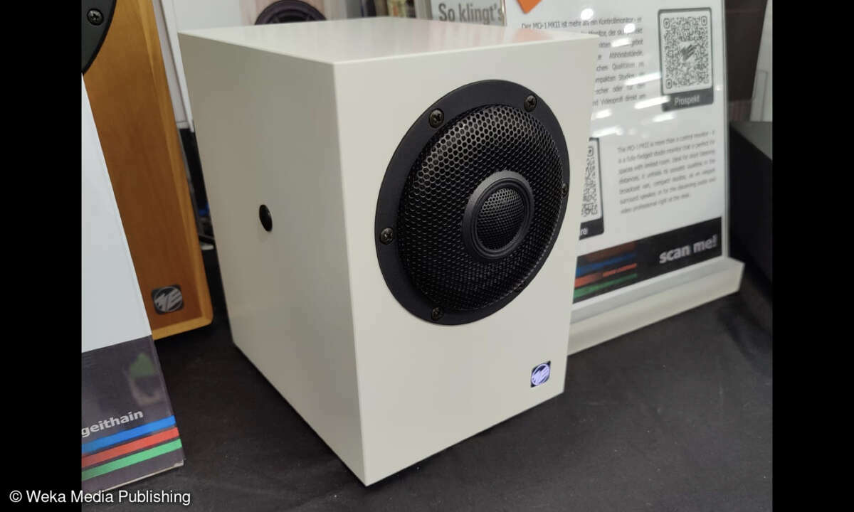 Geithain zeigt die MO-1 MKII, eine erstaunlich klangstarke Box, die besonders im Team mit dem neuen, ultrakompakten Subwoofer beeindruckte.