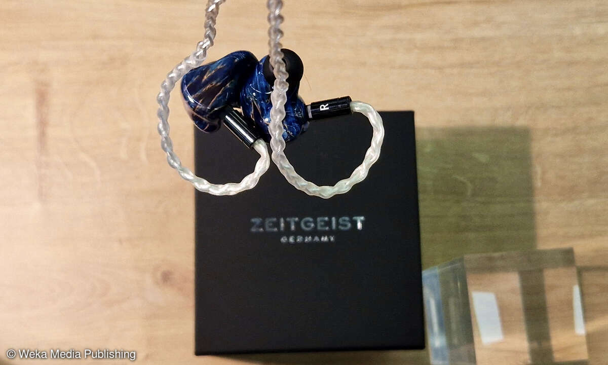 Schmuckstück: Die In-Ear-Kopfhörer von Zeitgeist. Preis: 800 Euro