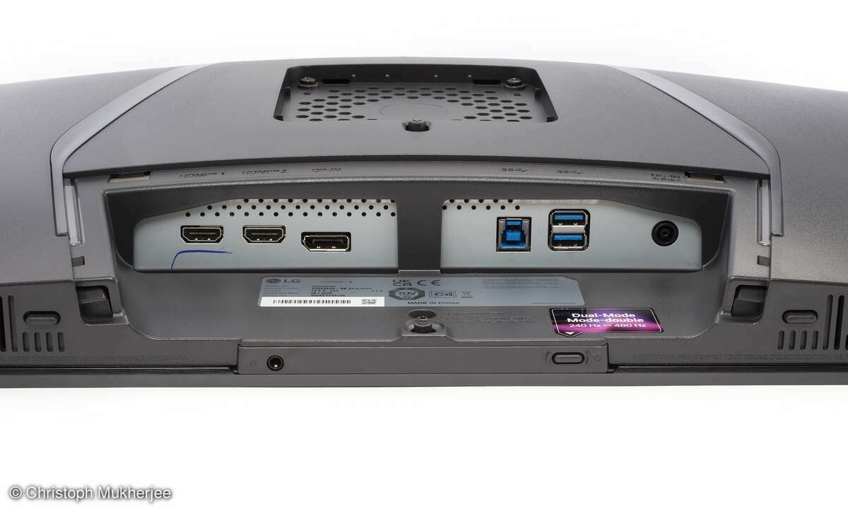 LG_Ultra-Gear-32GS95UX_240613_017-Ch-Mukherjee