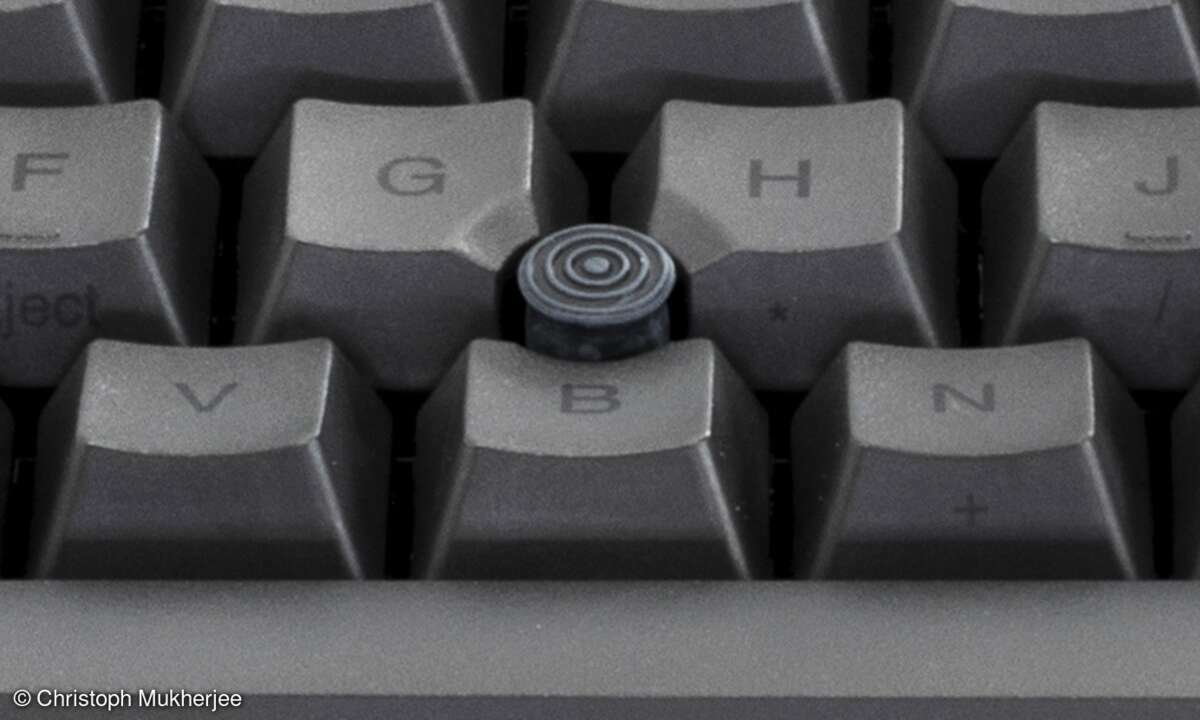 HHKB-Studio-Trackpoint