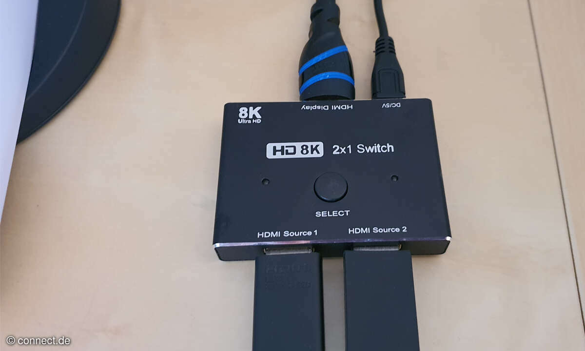 Der erreichbar sein müssende Knopf könnte für manche Menschen ein Ästhetikkiller im Wohnzimmer sein. Ist das verkraftet, enttäuscht der Switch nicht.