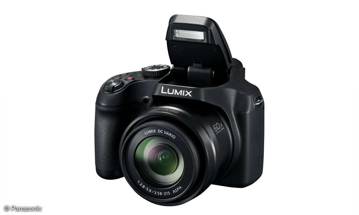 Panasonic Lumix DC-FC82D