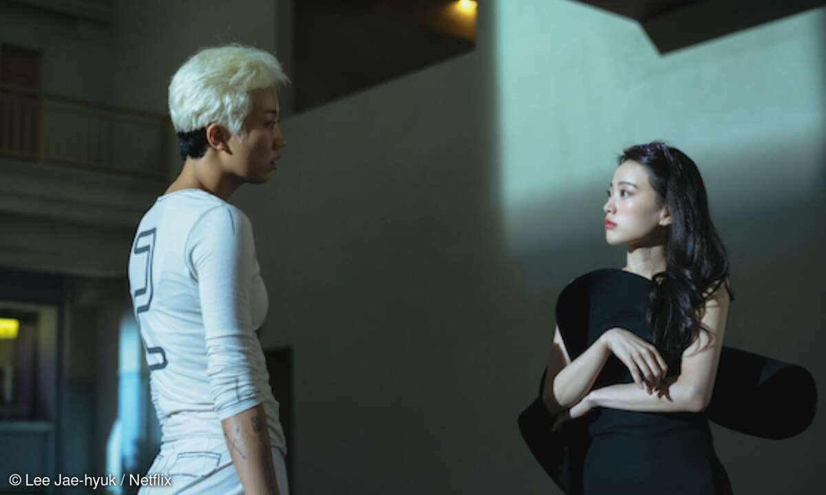 Chun Woo-hee (r.) in Staffel 1 von The 8 Show.