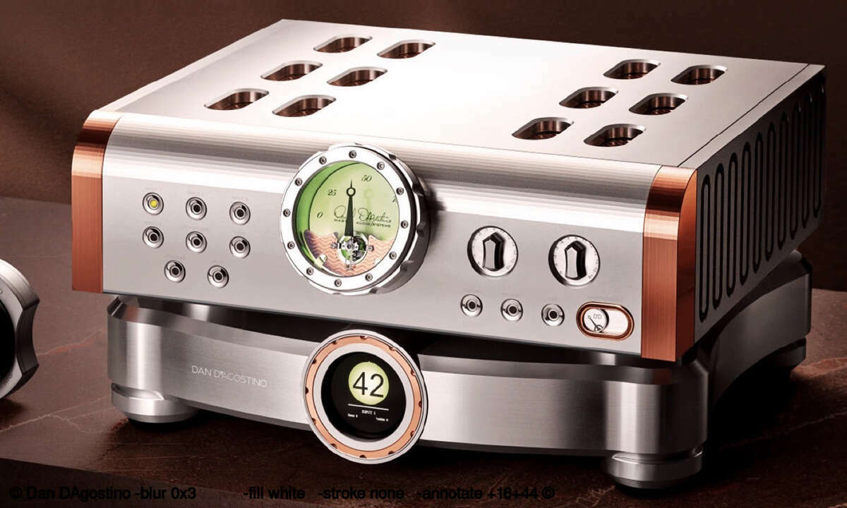 Der Momentum C2 Preamplifier von Dan D’Agostino bringt satte 33 Kilogramm auf die Waage.