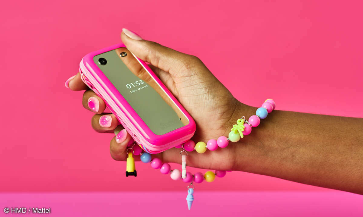 HMD Barbie Phone