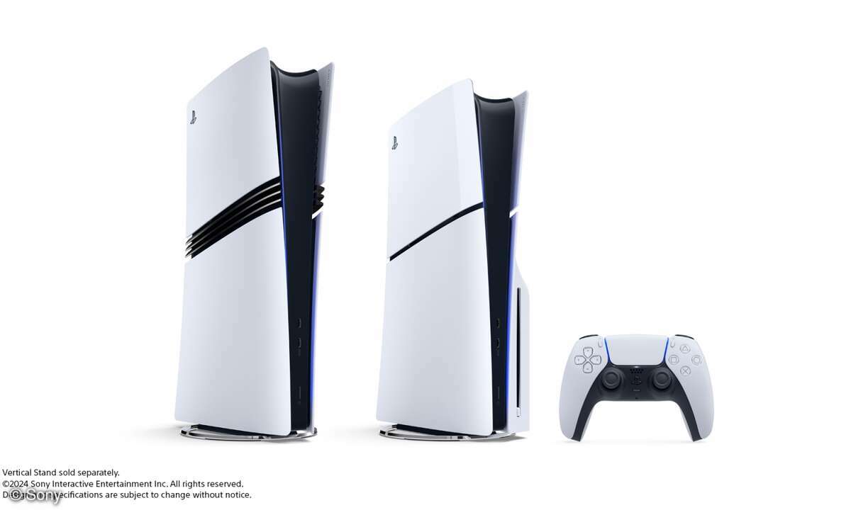 Die PS5 Pro neben der PS5 Slim.