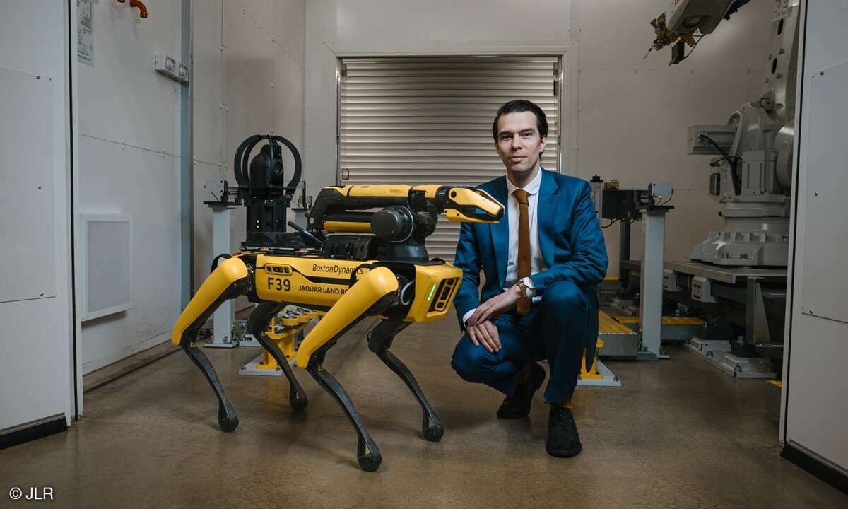 rover-robotdog-lyonspark