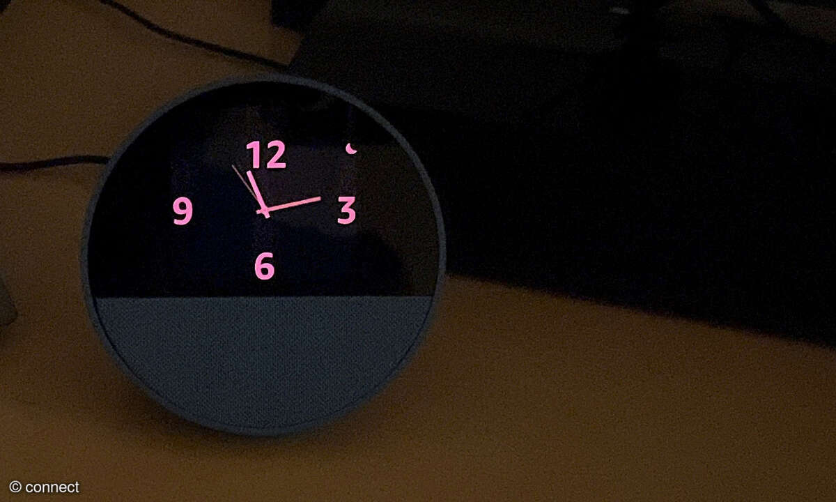 amazon-echo-spot-dunkel