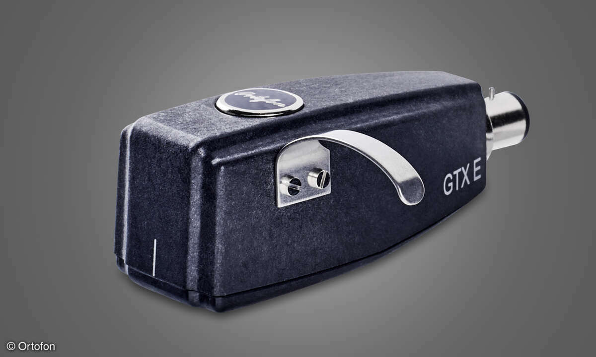 SPU GTX S mit integriertem Step-Up Transformer für eine erhöhte Ausgangsleistung und direktem Anschluss an Phonostufen.