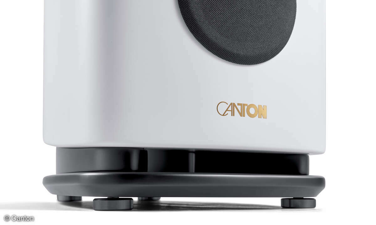 canton-reference-9-weiss-detail-sockel-ab-2023