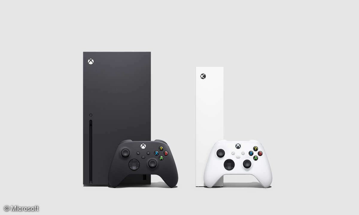 Die Xbox Series X neben der Series S.
