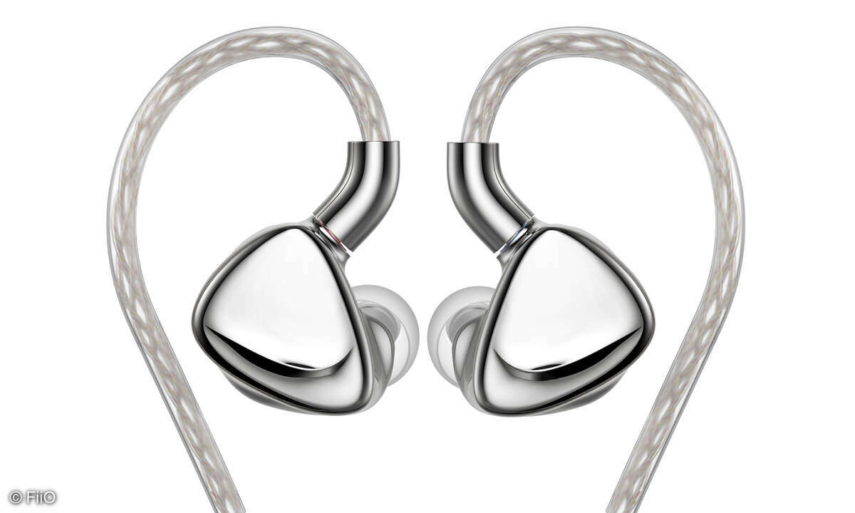 fiio-in-ear-monitor-fx17-front