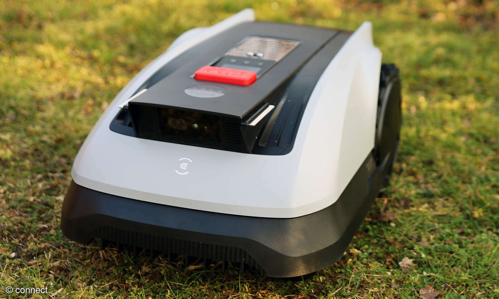 ECOVACS GOAT A1600 im Test RTKMähroboter mit präziser Navigation und