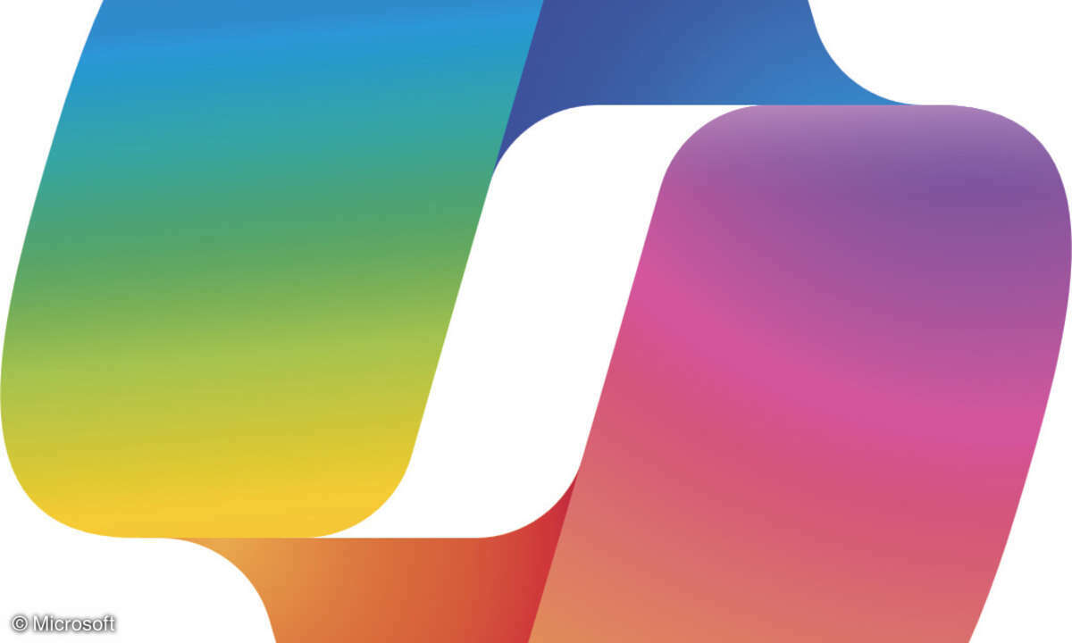 Das Copilot Logo startete erst einfarbig in Blau. Danach kamen immer mehr Farben hinzu.