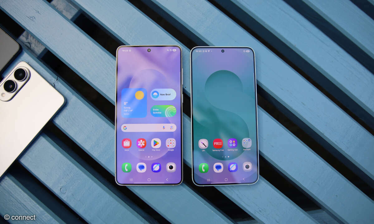 Smasung Galaxy S25 Edge vs. S25 Plus: Displays