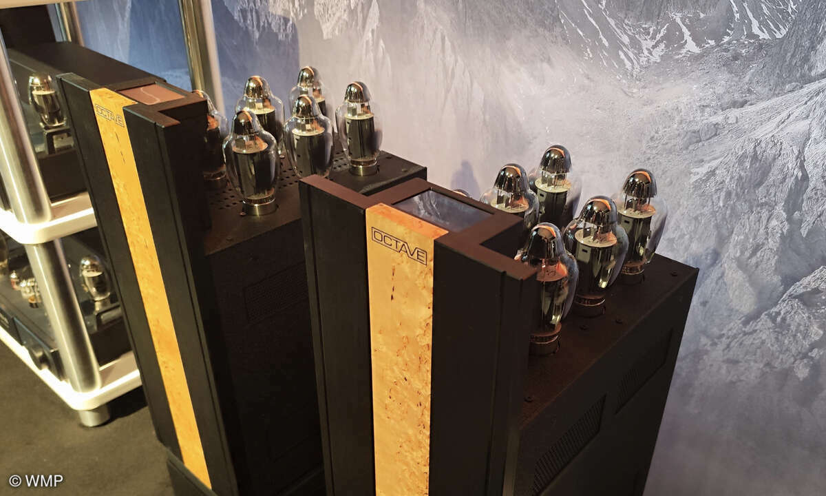 Octave zeigt den Jubilee Class A, ein Röhrenendverstärker der bewährte Röhrentechnik mit moderner Halbleitertechnik vereint und ein neues Kapitel im High-End-Audio aufschlagen soll.