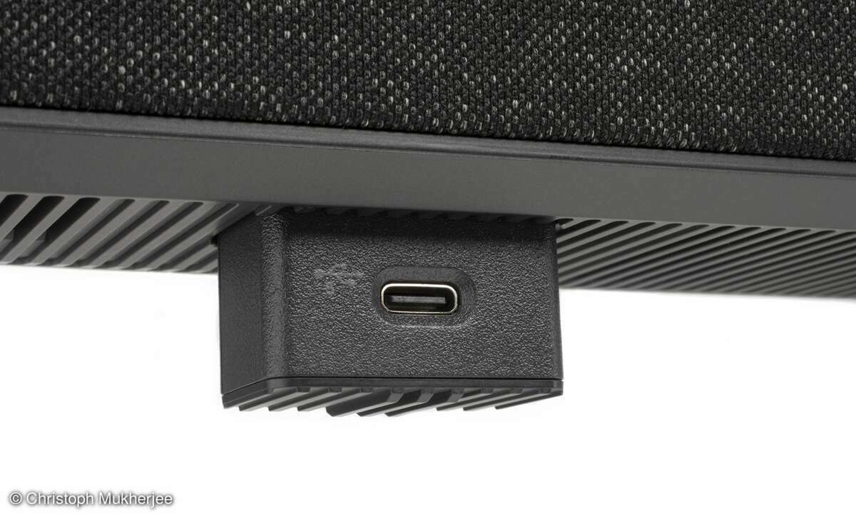 dell-s3225qc-usb-pop-up
