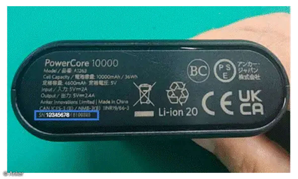 Auf der Unterseite der Powerbank lässt sich die Seriennummer ablesen und so erkennen, ob das Produkt betroffen ist.