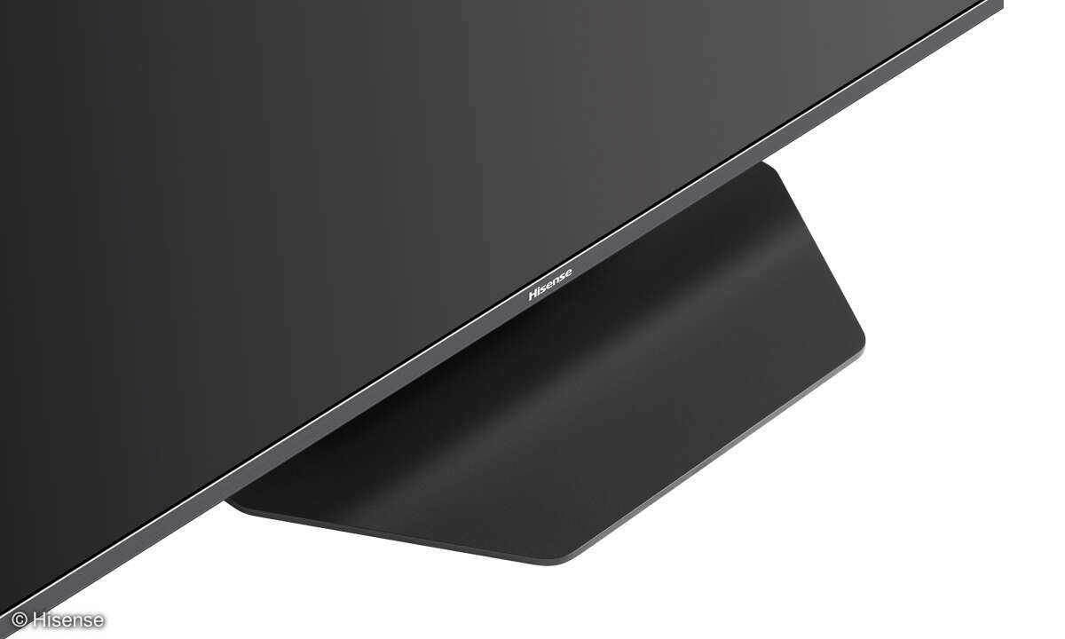 Hisense 65U8Q im Test: Metallfuß