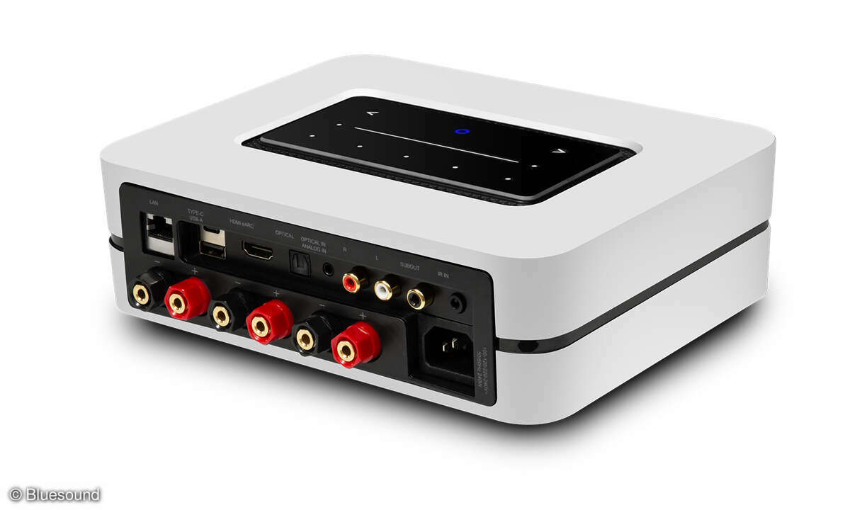 bluesound-powernode-2025-anschluesse