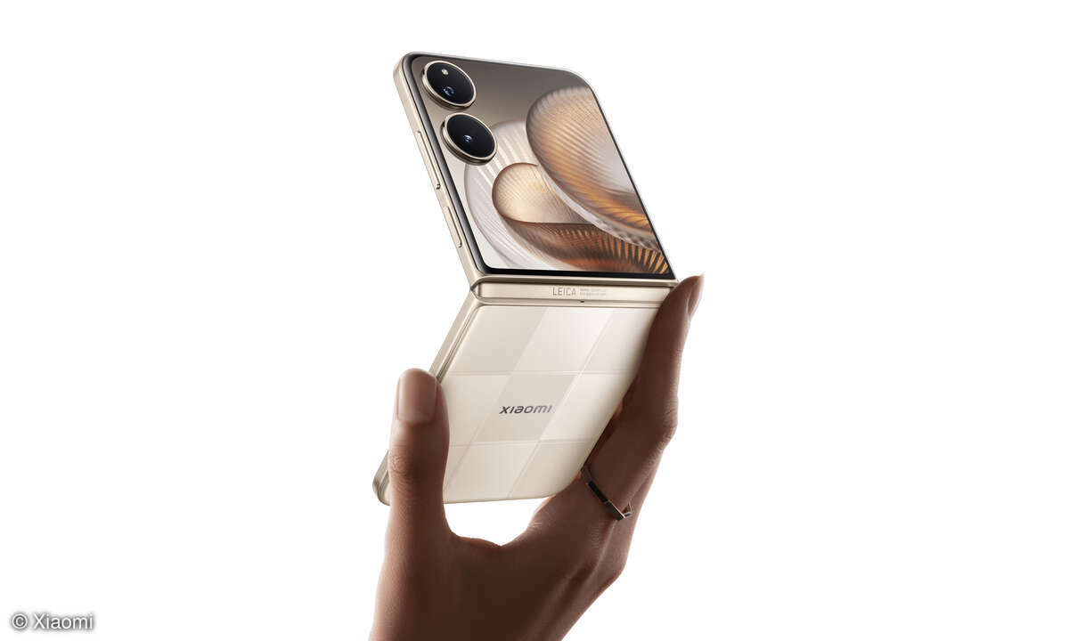 Xiaomi Mix Flip 2