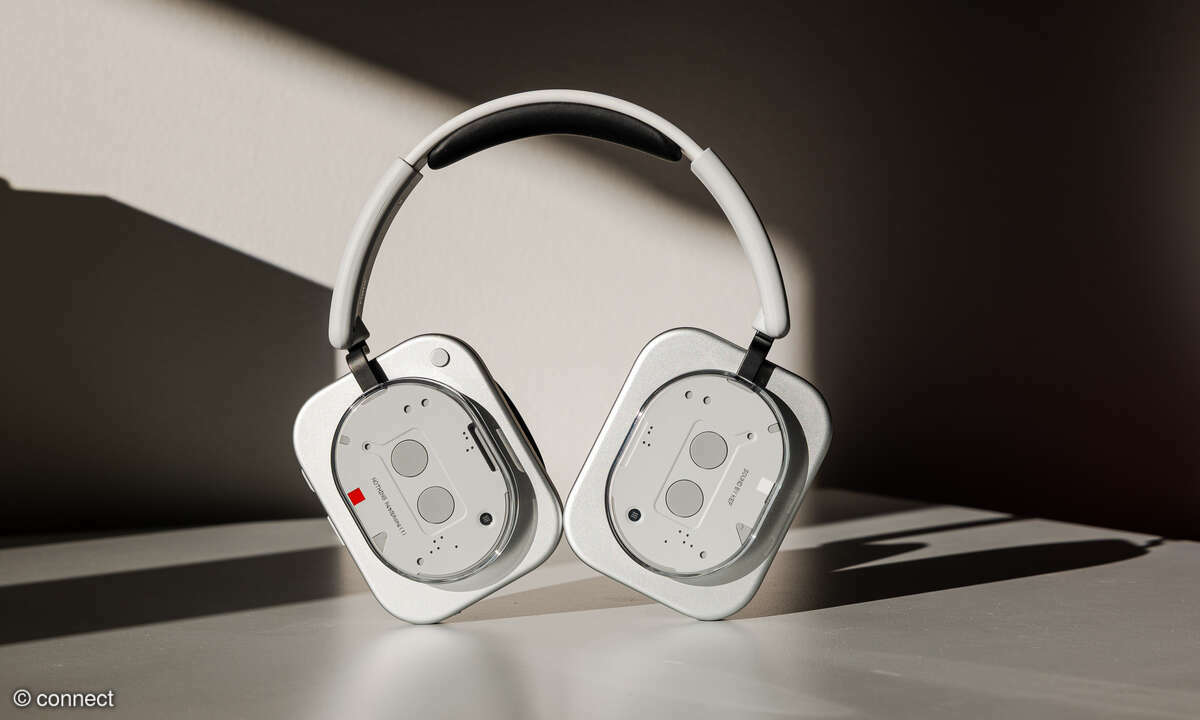 nothing-headphone-1